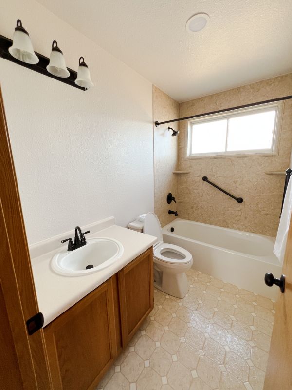 Top Bathroom Remodeling Companies in Deer Park, NY